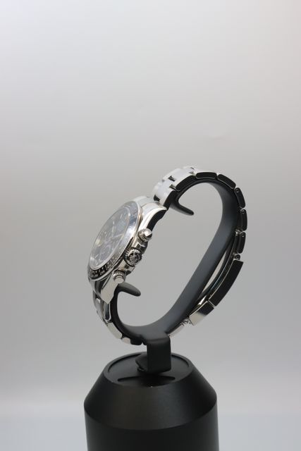 Rolex Daytona 126500 LN Image 2